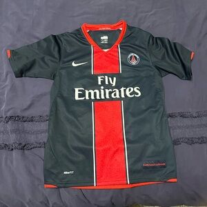 Nike Paris Saint-Germain Youth Medium Jersey